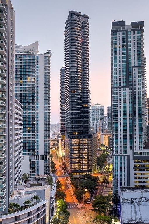1000 Brickell Plaza 3904 Property Photo 47