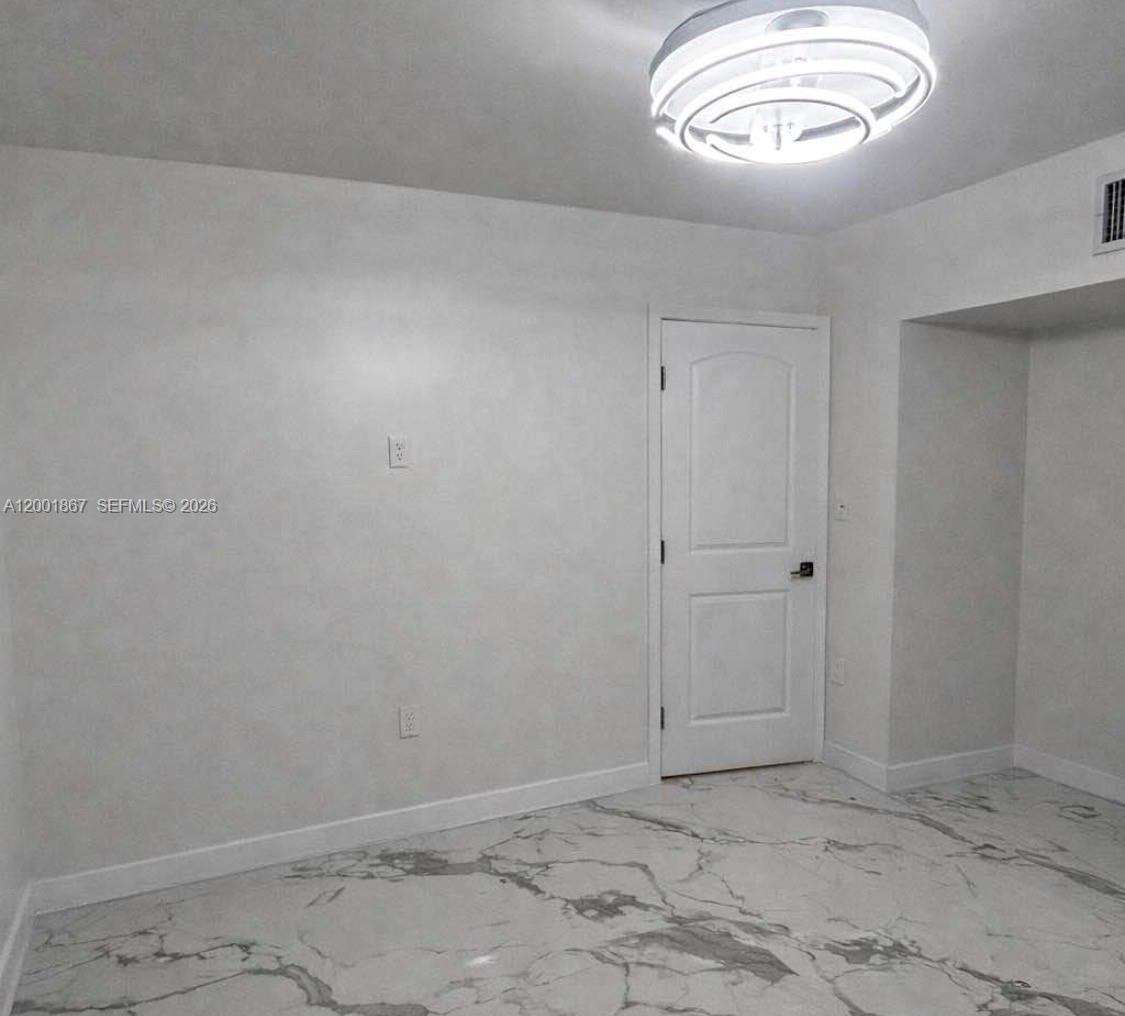 1629 Mayo Street Property Photo 3