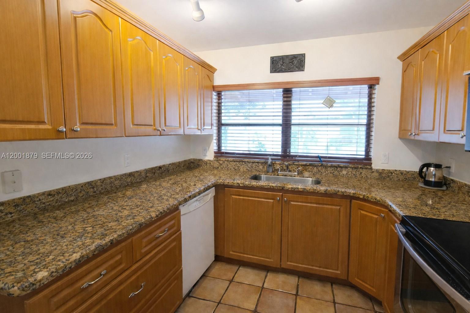 5524 Constant Spring Terrace 213 Property Photo 8