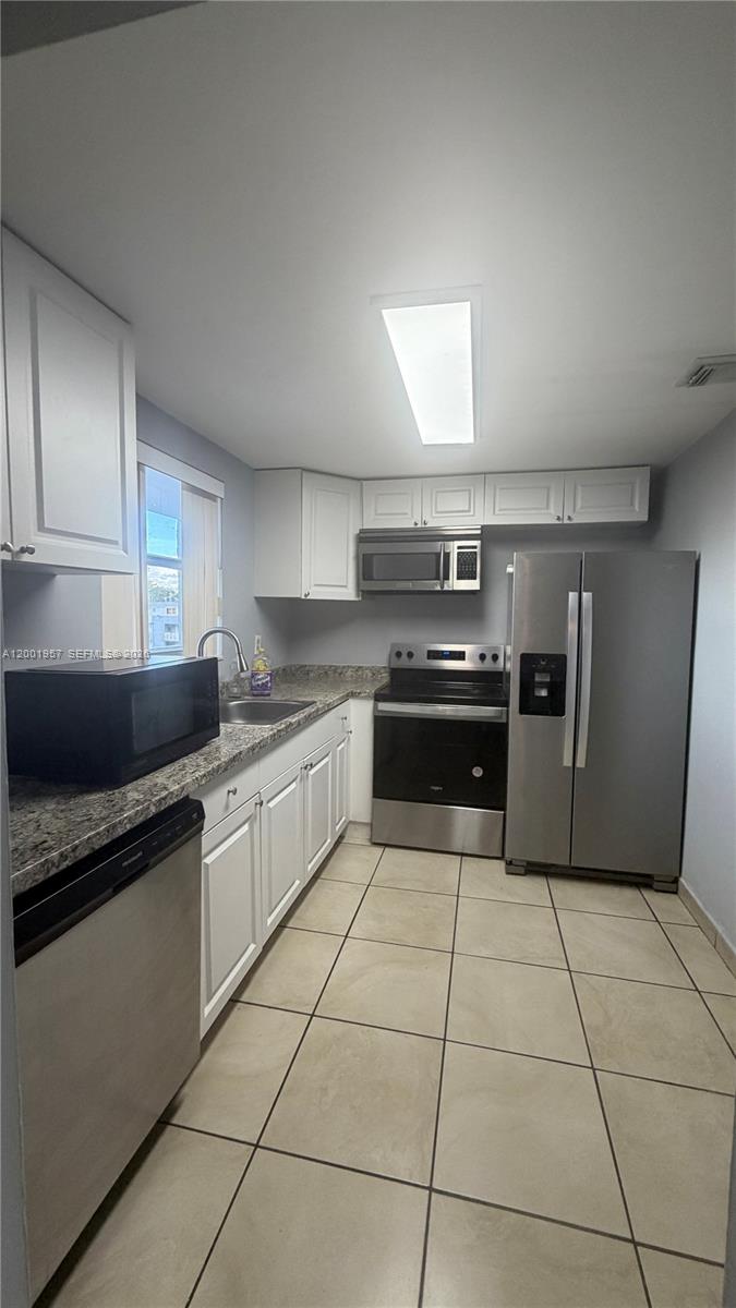 9375 Fontainebleau Boulevard L304 Property Photo 5
