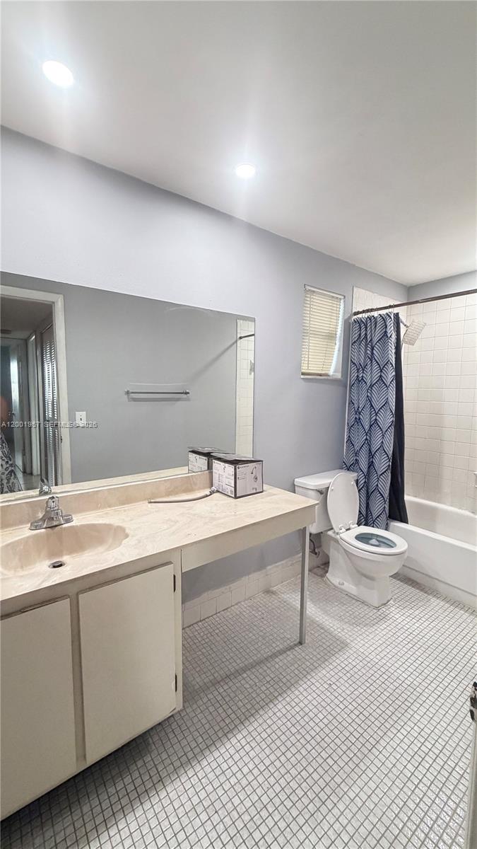 9375 Fontainebleau Boulevard L304 Property Photo 27
