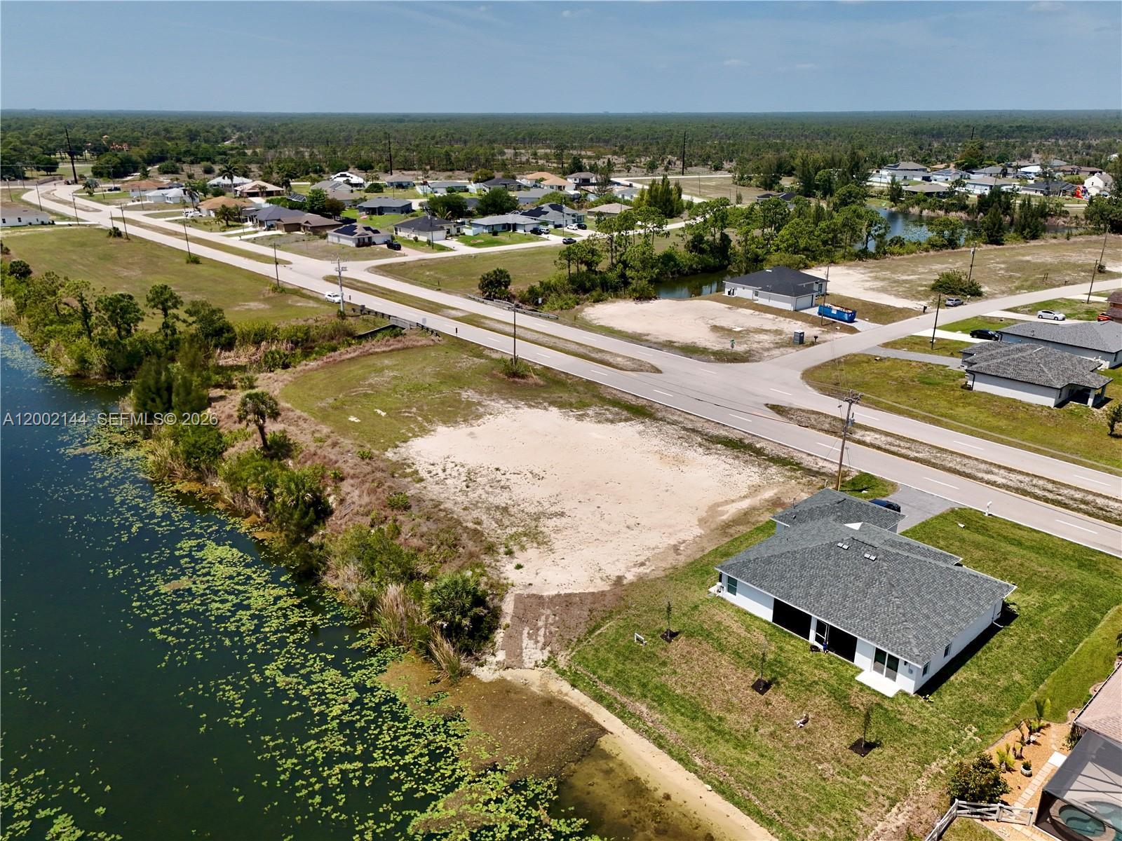 900 Vogiantzis Parkway Property Photo 29