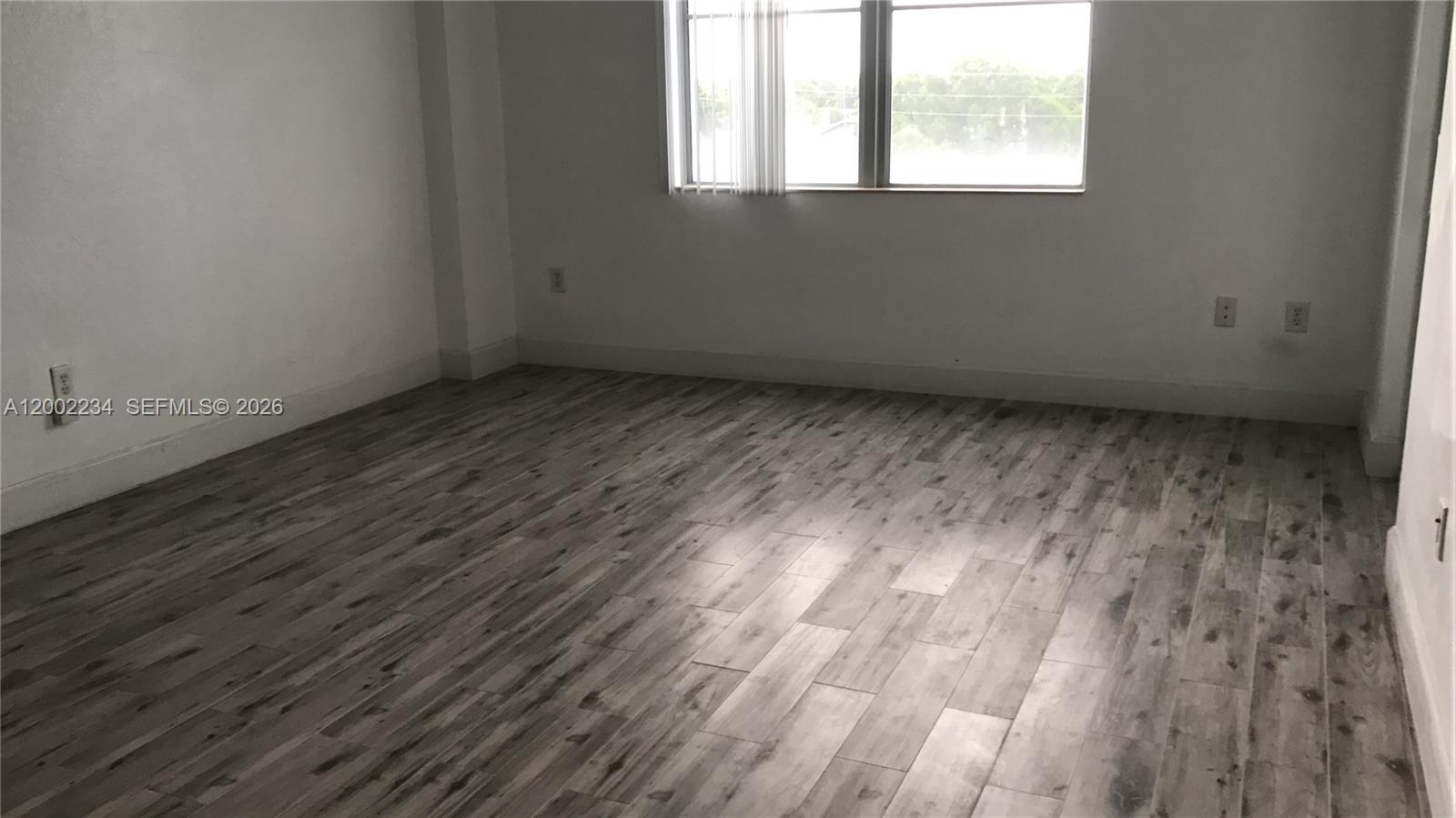 1830 Radius Drive 407 Property Photo 2
