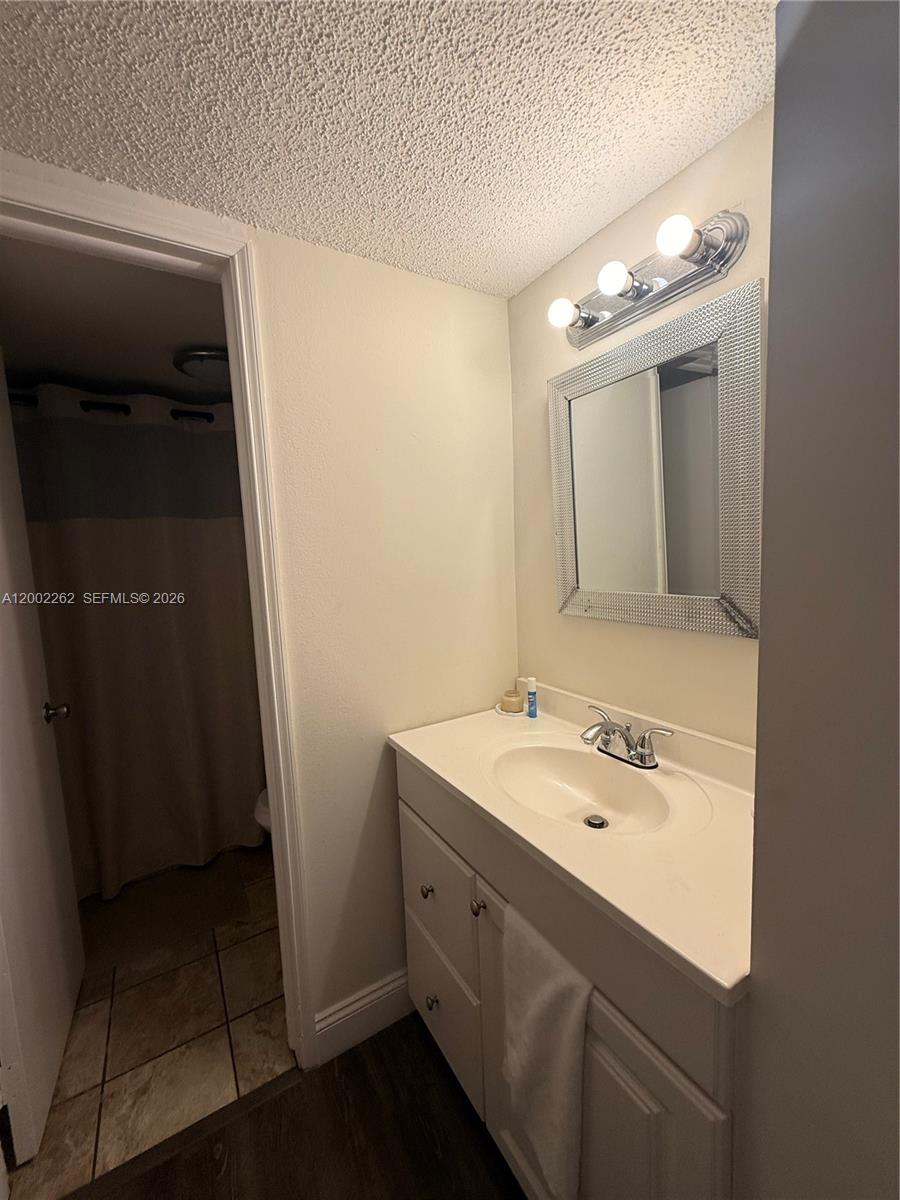 A12002262 Property Photo 11