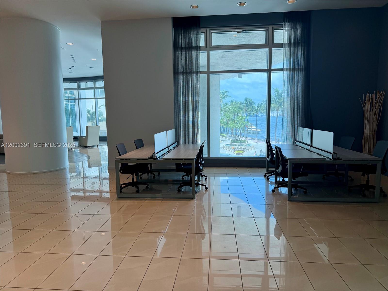 300 S Biscayne Boulevard Ph-3903 Property Photo 23