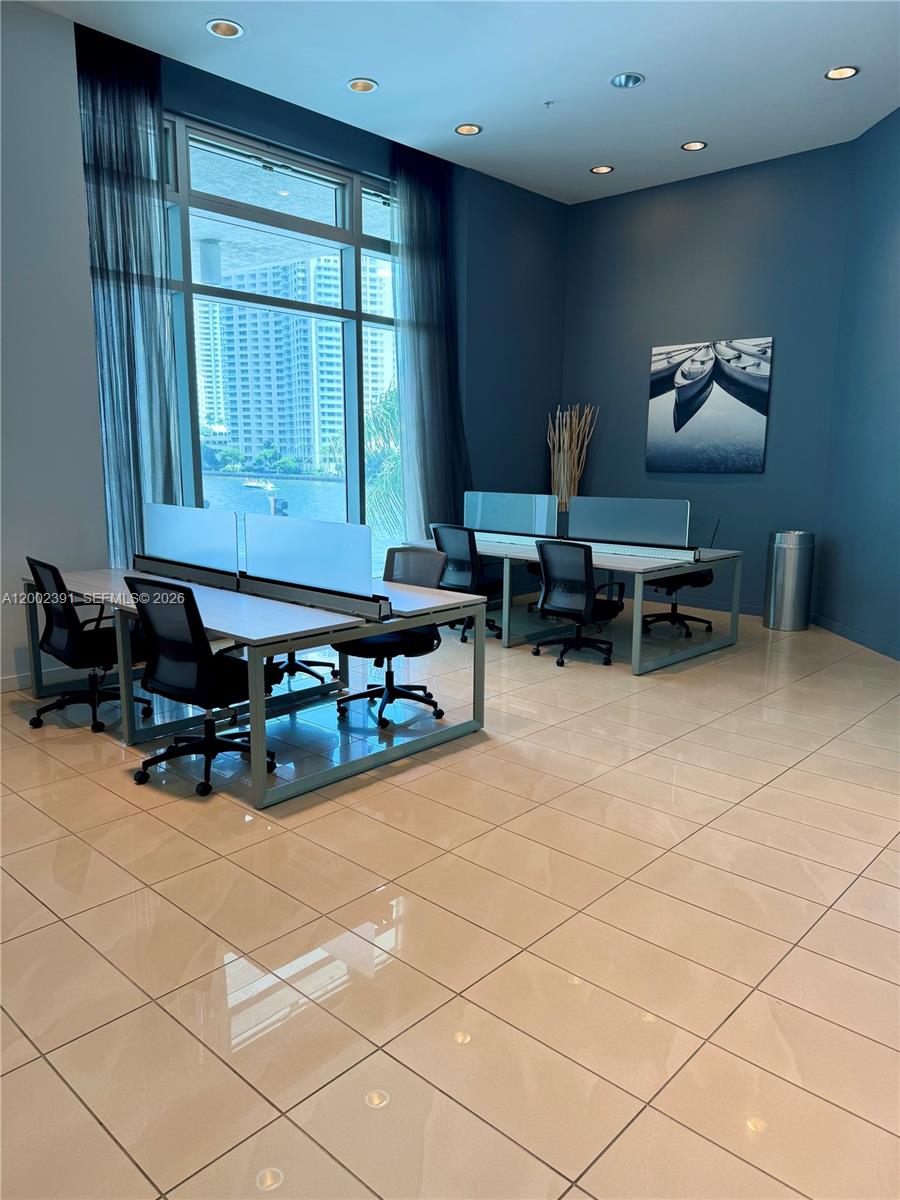 300 S Biscayne Boulevard Ph-3903 Property Photo 24