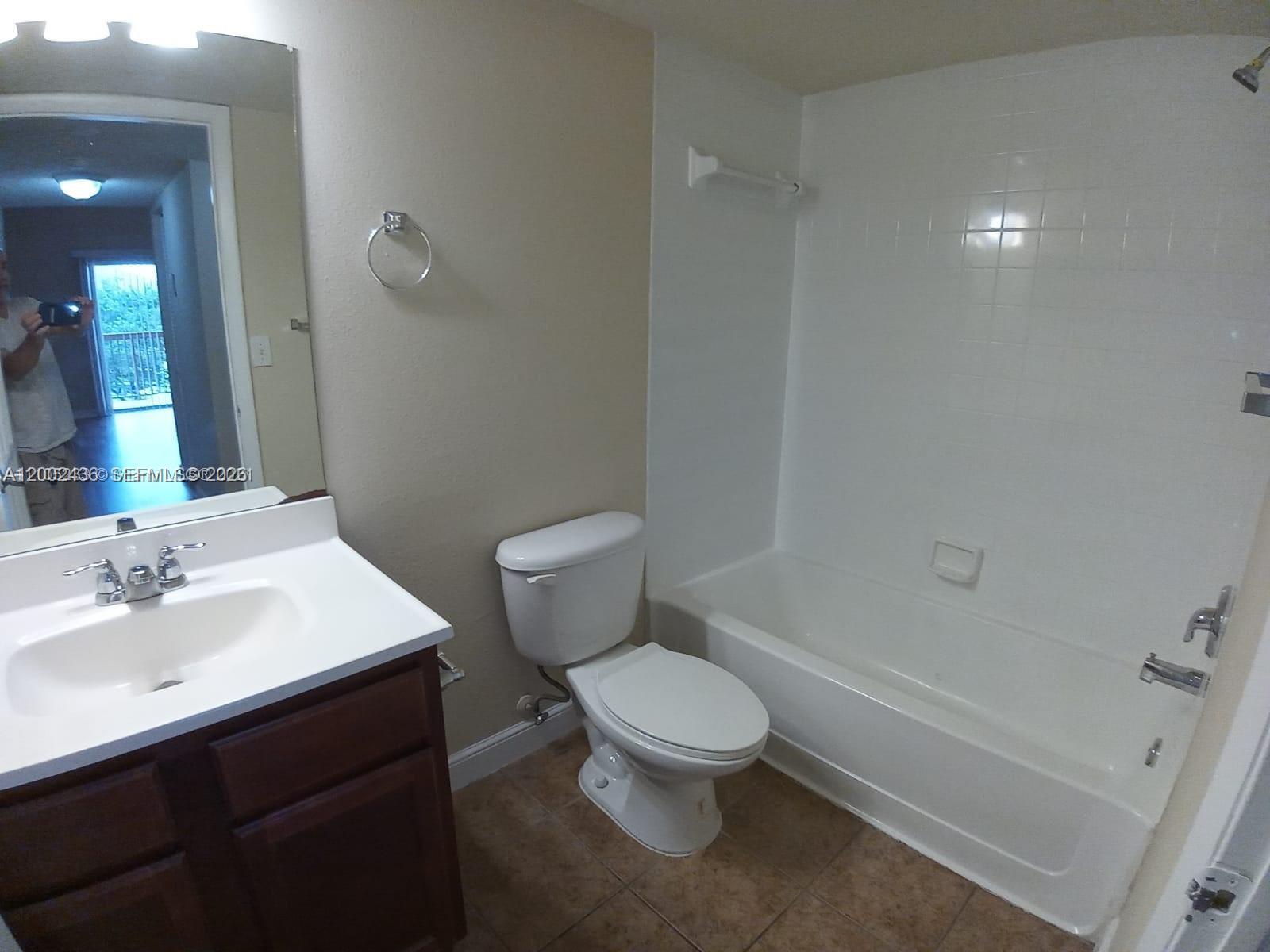 A12002436 Property Photo 6