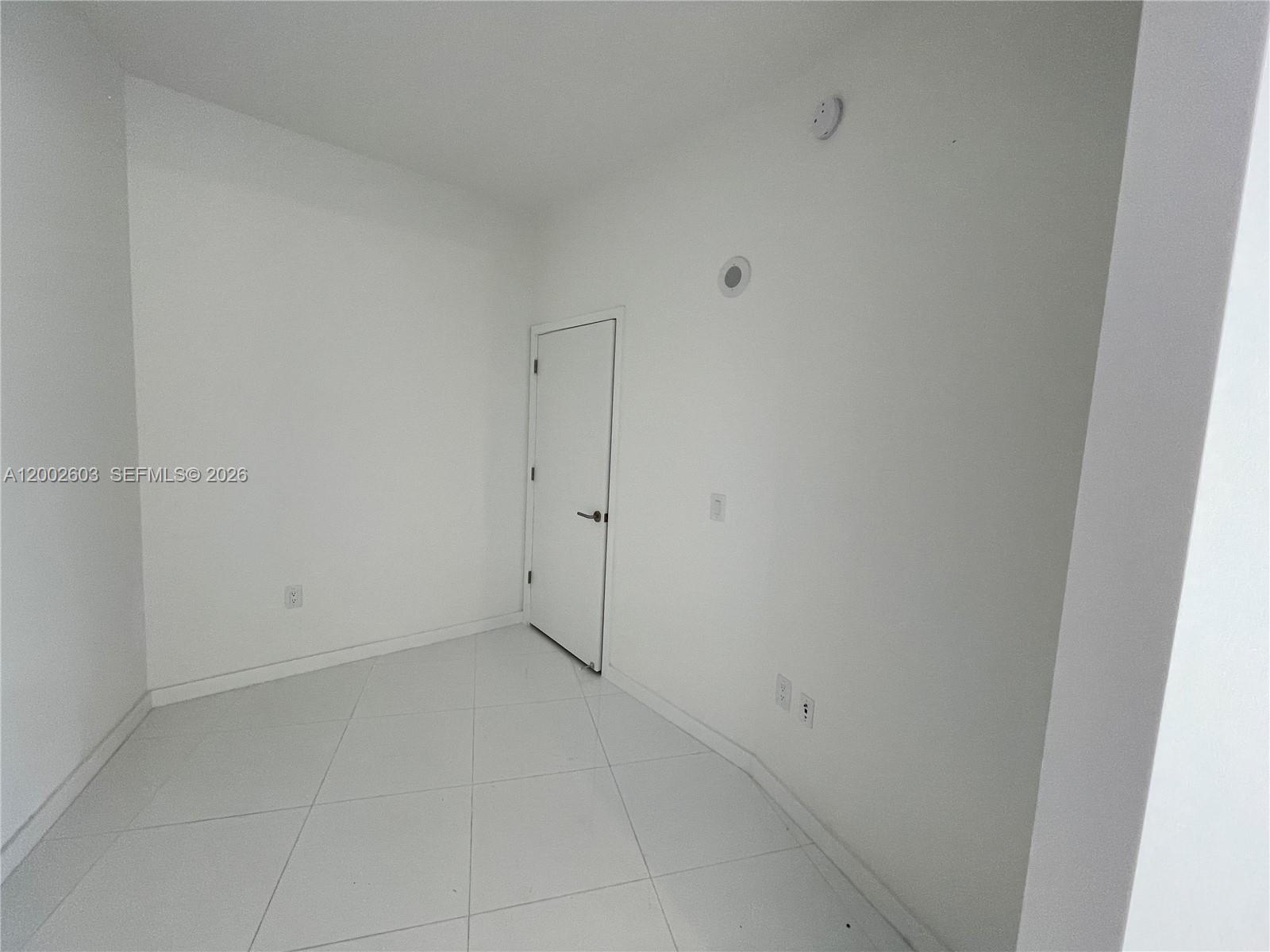 851 Ne 1st Avenue 3103 Property Photo 15