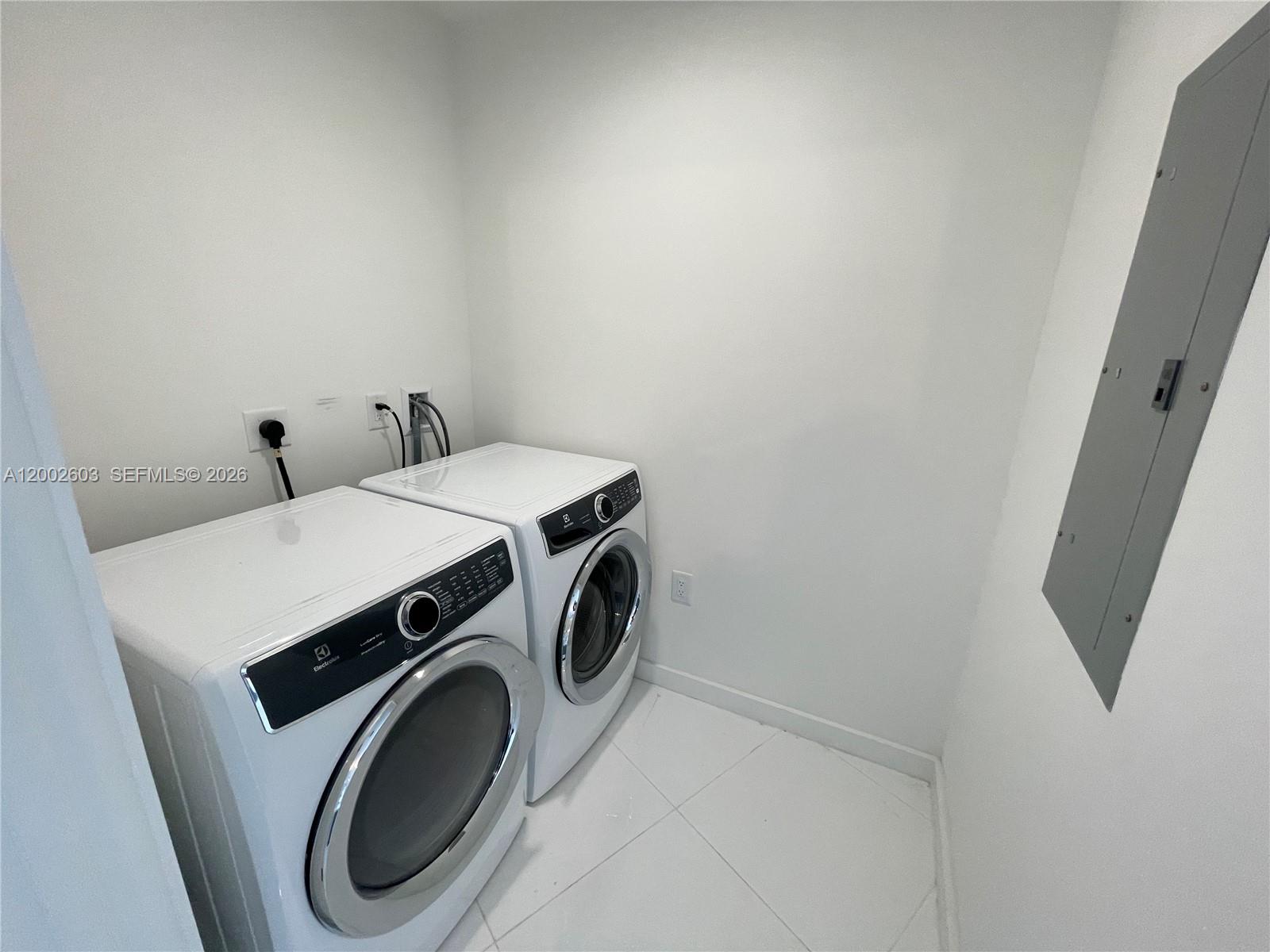 851 Ne 1st Avenue 3103 Property Photo 16