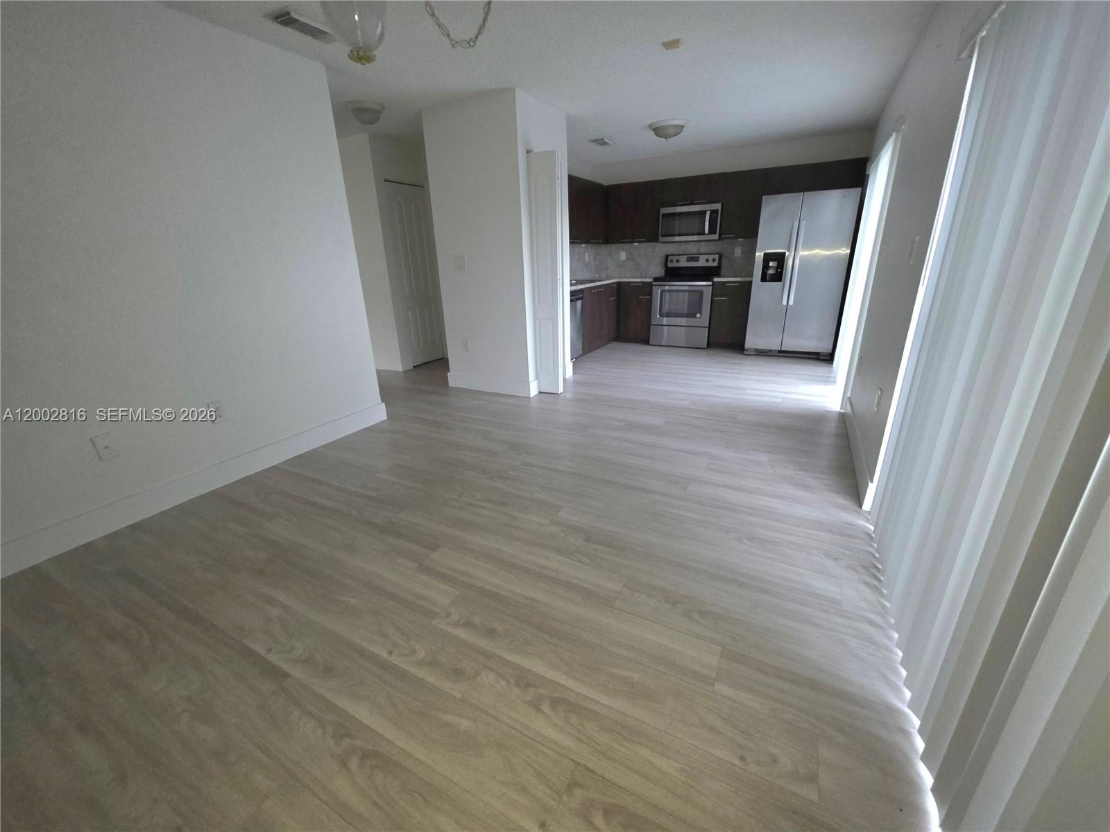 A12002816 Property Photo 16