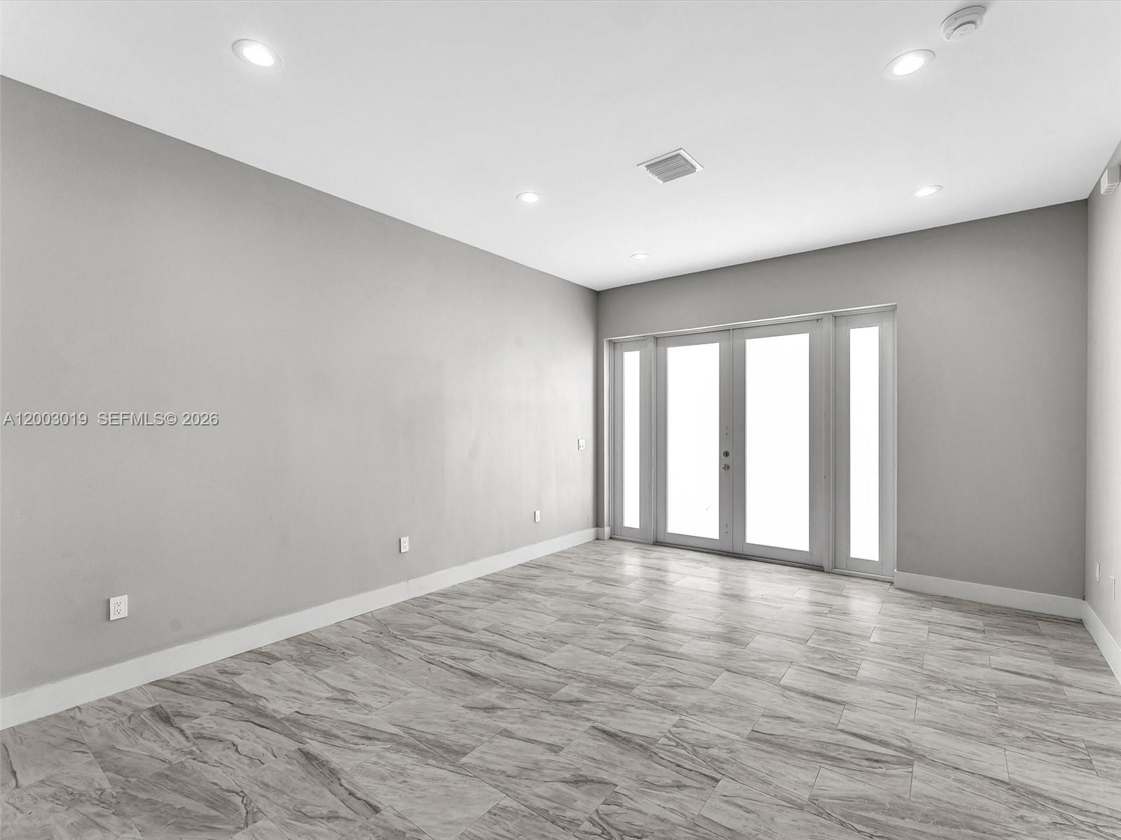 313 S 13th Street Property Photo 19