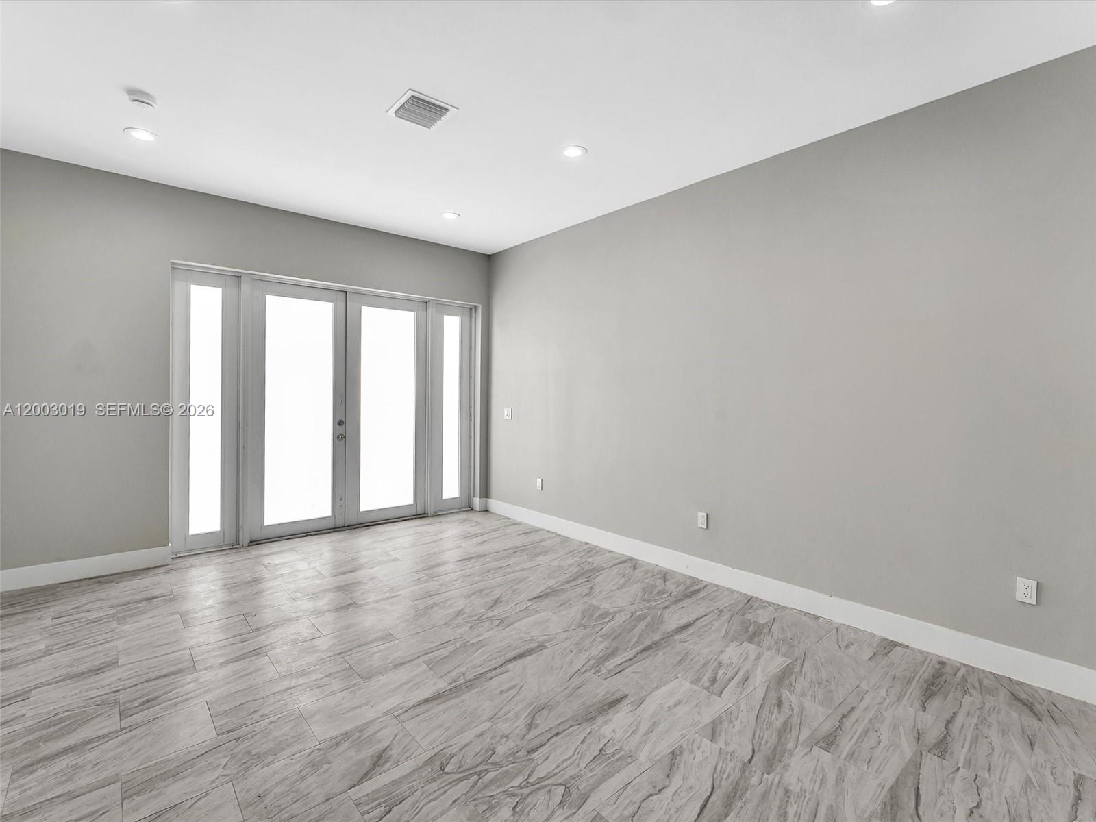 313 S 13th Street Property Photo 48