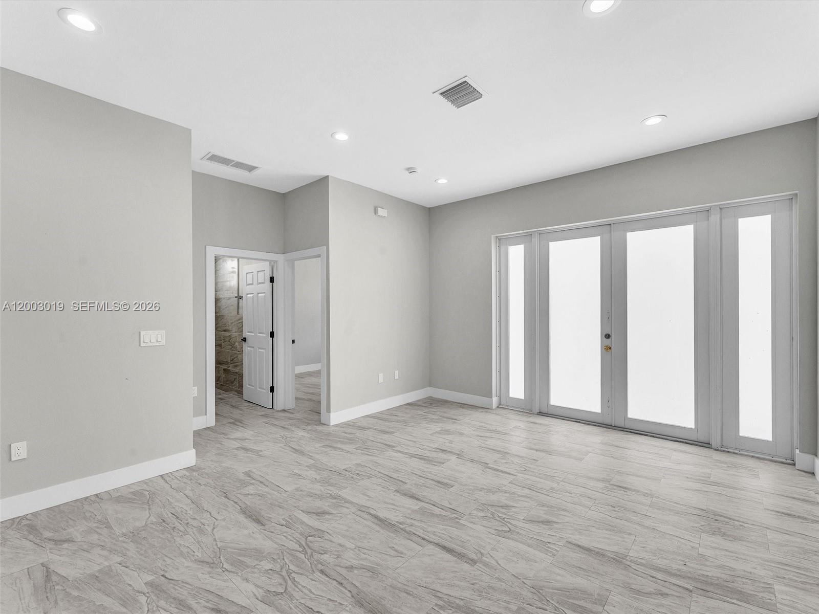 313 S 13th Street Property Photo 50