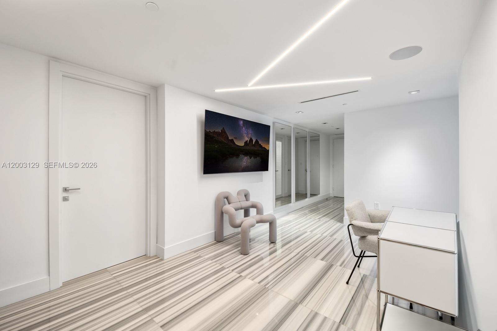 1451 Brickell Avenue 903 Property Photo 5