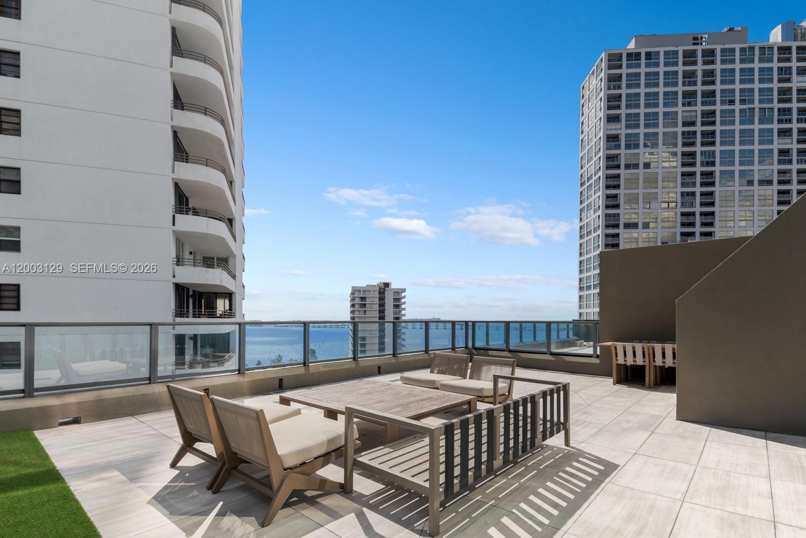 1451 Brickell Avenue 903 Property Photo 22