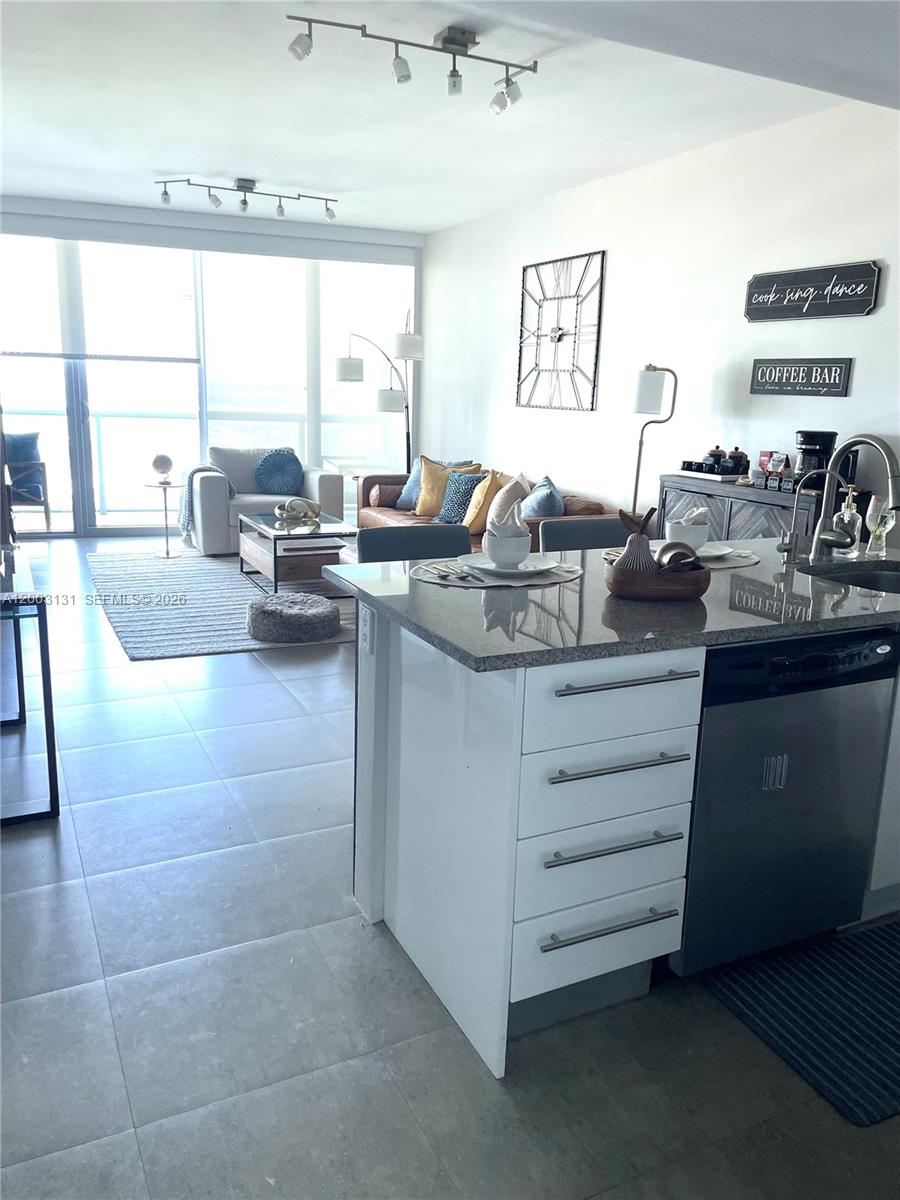 888 Biscayne Boulevard 4310 Property Photo 13