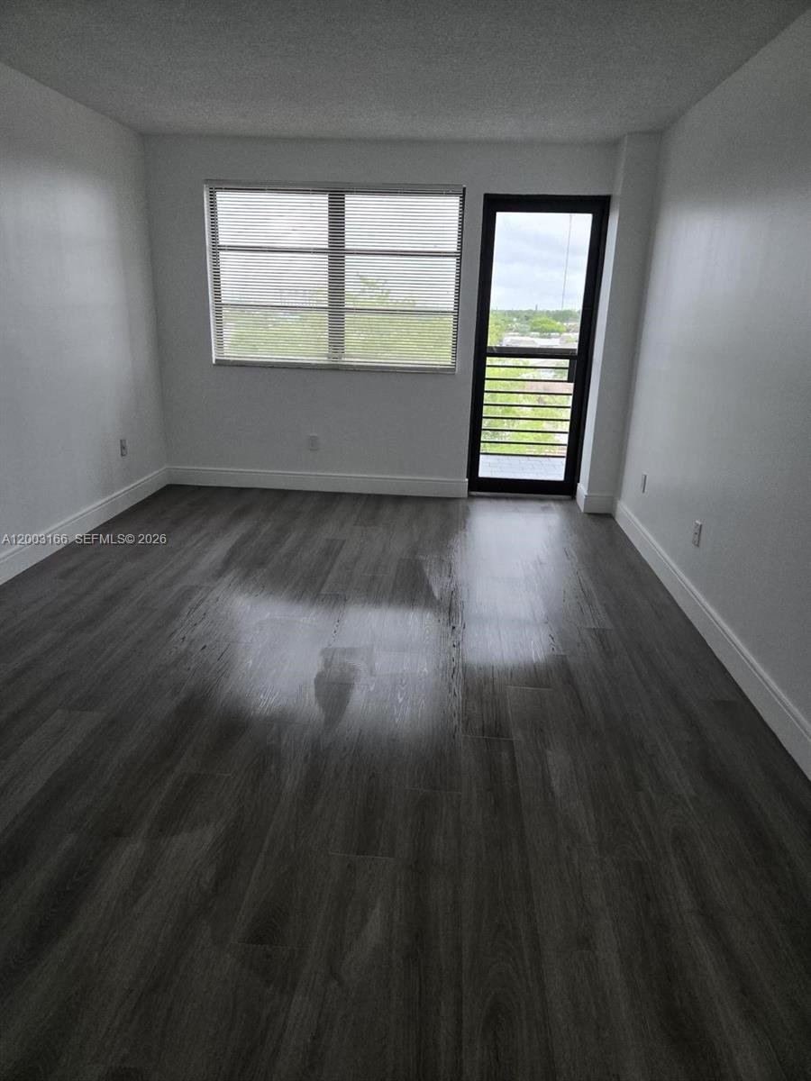 20840 San Simeon Way 601 Property Photo 11
