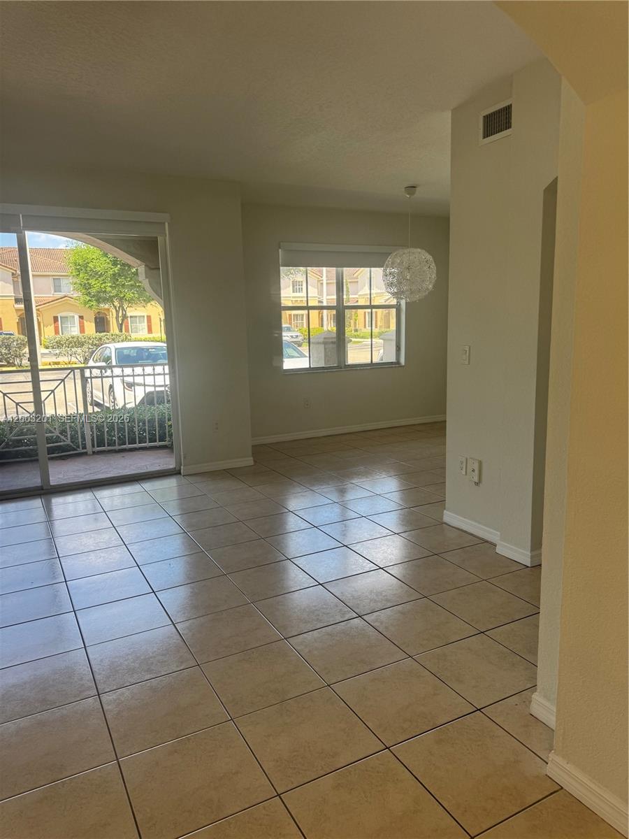 8826 W Flagler Street 102