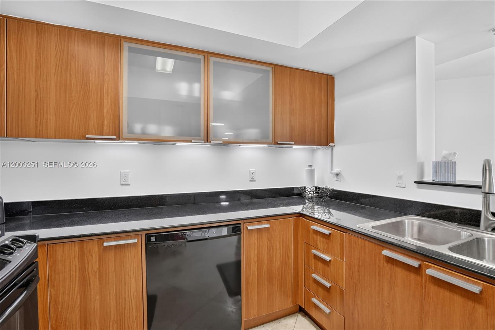16699 Collins Avenue 2404 Property Photo 13
