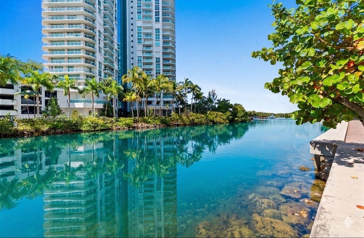 250 Sunny Isles Boulevard 3-1606 Property Photo 28