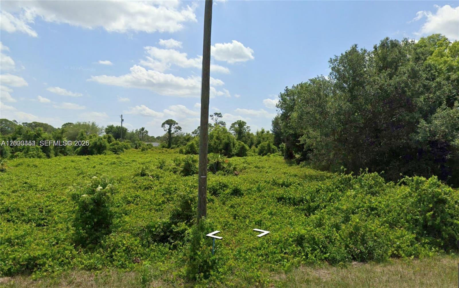 567 Ne Farrell Drive Property Photo 1