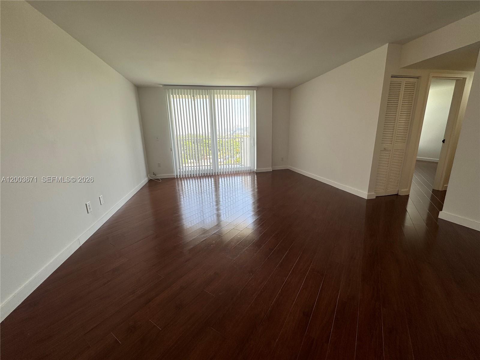 2020 Ne 135th Street 810 Property Photo 4