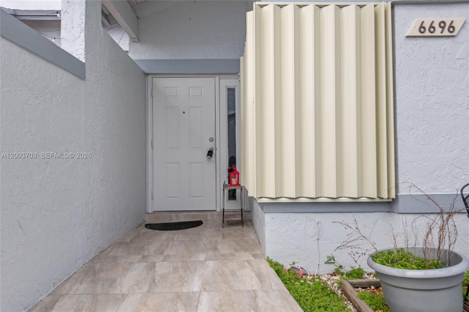 6696 Sw 152nd Place 27-96 Property Photo 5