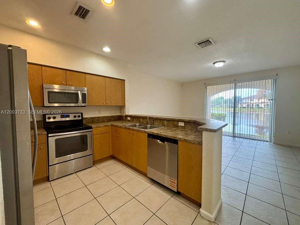8375 Sw 29th Street 102 Property Photo 5
