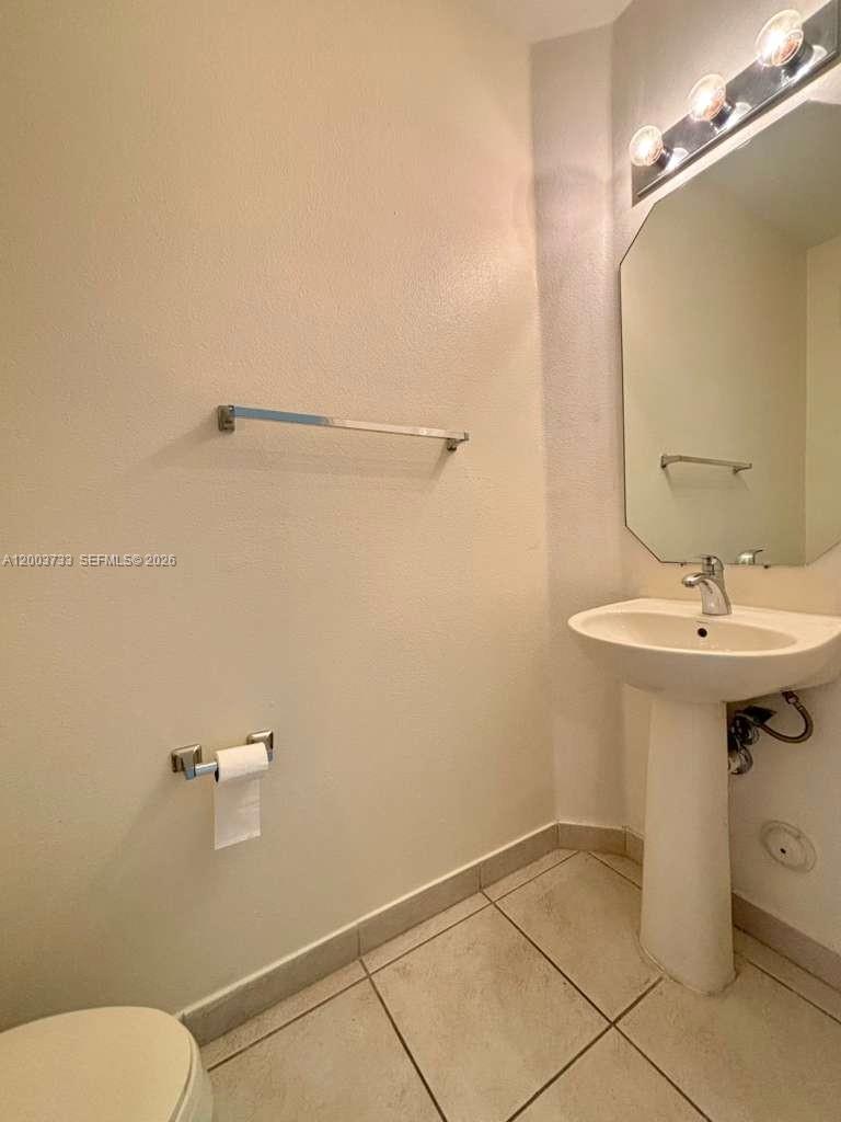 8375 Sw 29th Street 102 Property Photo 11