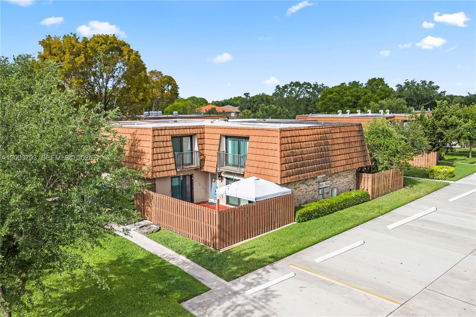 4089 Forest Hill Drive Property Photo 13