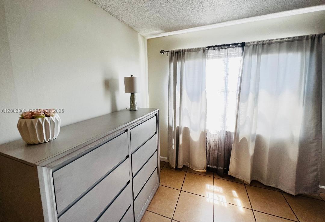 401 Golden Isles Drive 1011 Property Photo 23