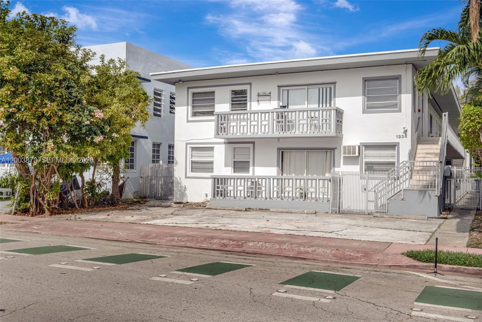 1334 Euclid Avenue 8