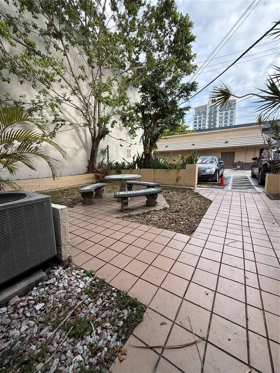 A12003960 Property Photo 8