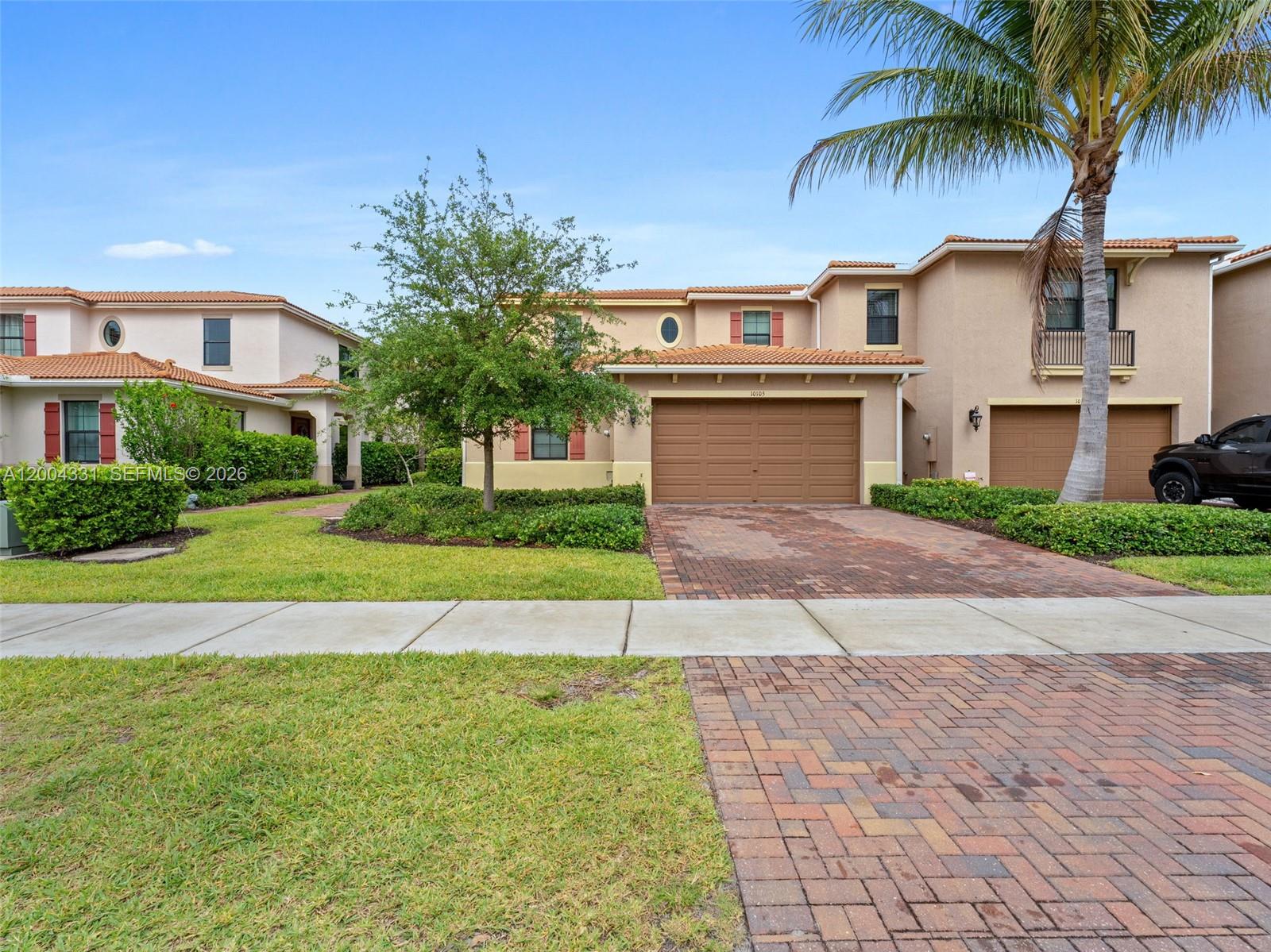 10105 NW Brickhill Drive