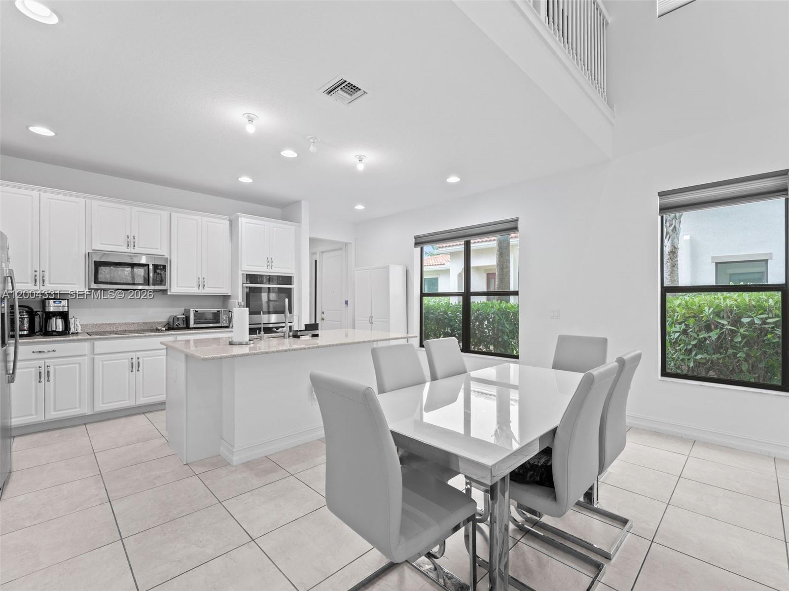 10105 Nw Brickhill Drive Property Photo 13