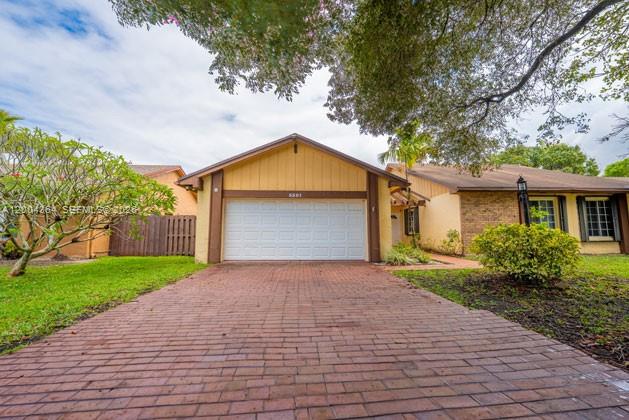 5501 SW 147th Place