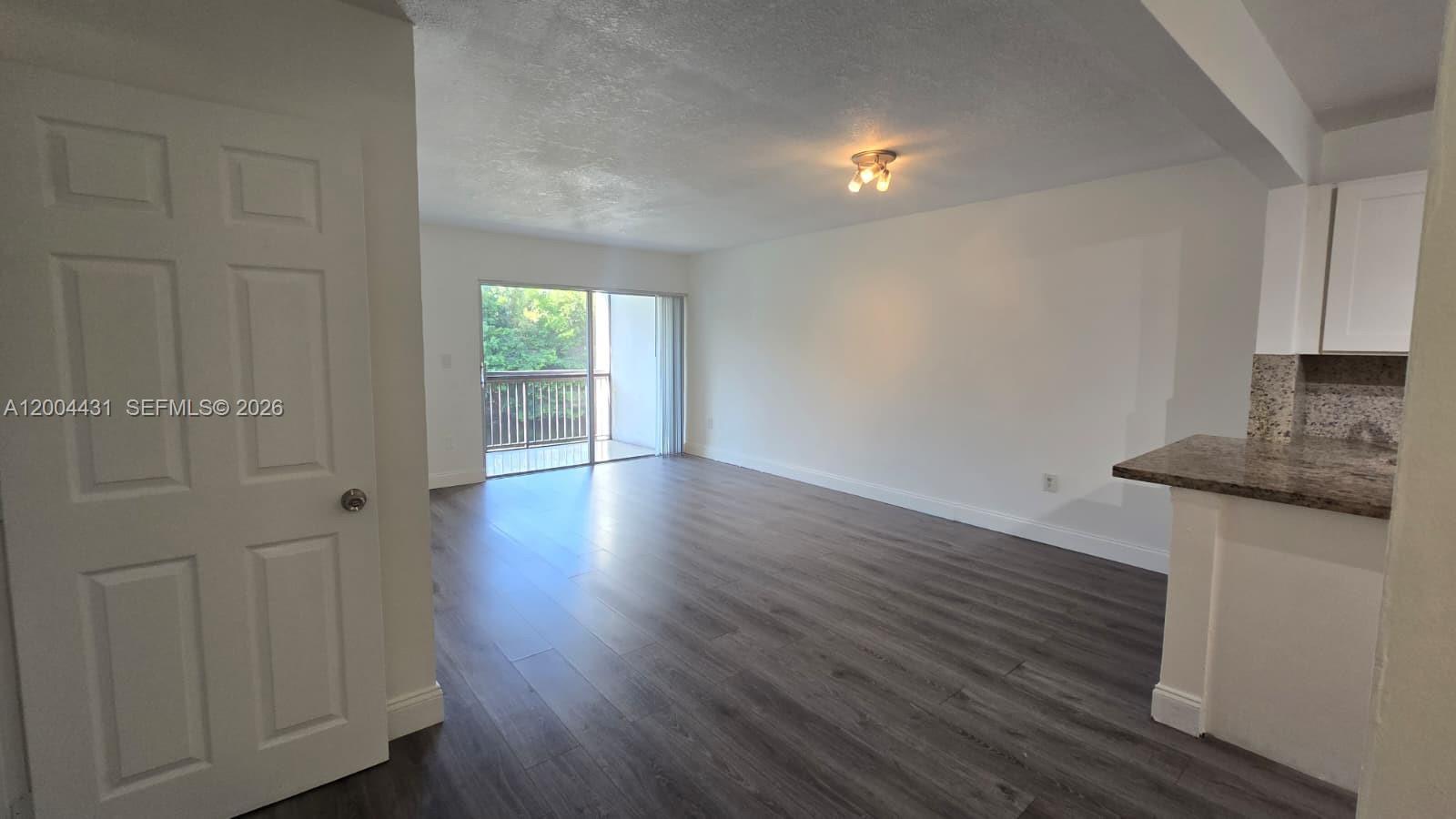 A12004431 Property Photo 2