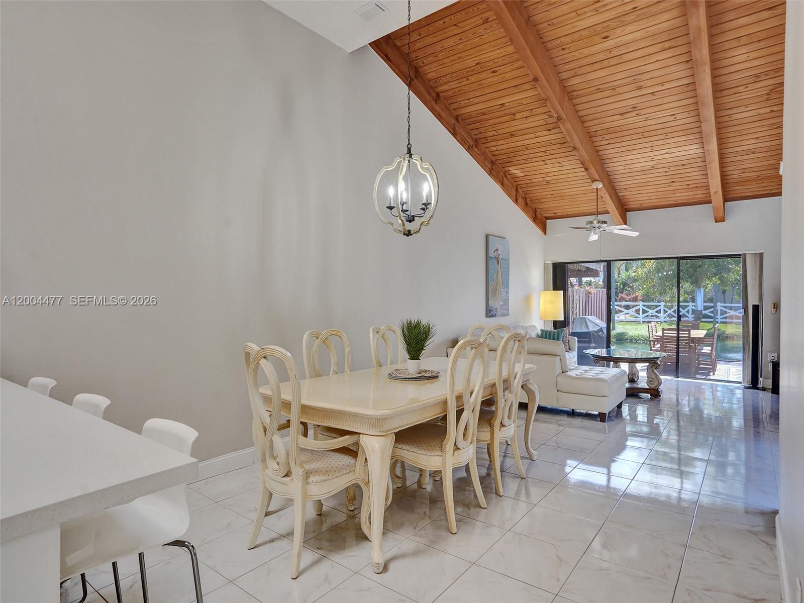 2667 S Parkview Drive Property Photo 16