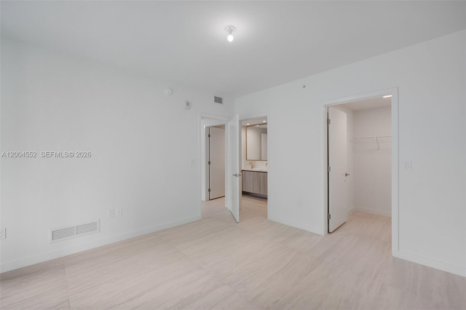 77 Se 5th Street 3205 Property Photo 10