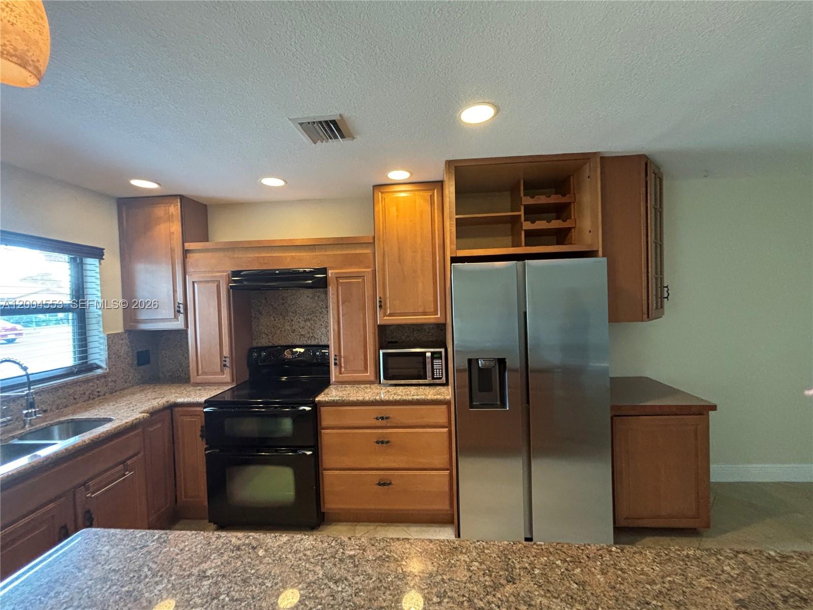 13990 Nesting Way C Property Photo 3