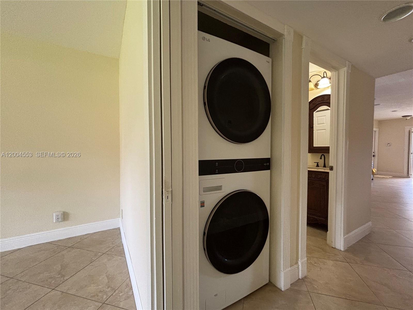 13990 Nesting Way C Property Photo 15