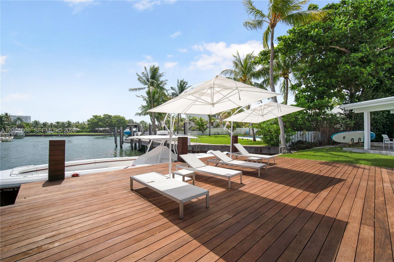 861 Harbor Drive Property Photo 19