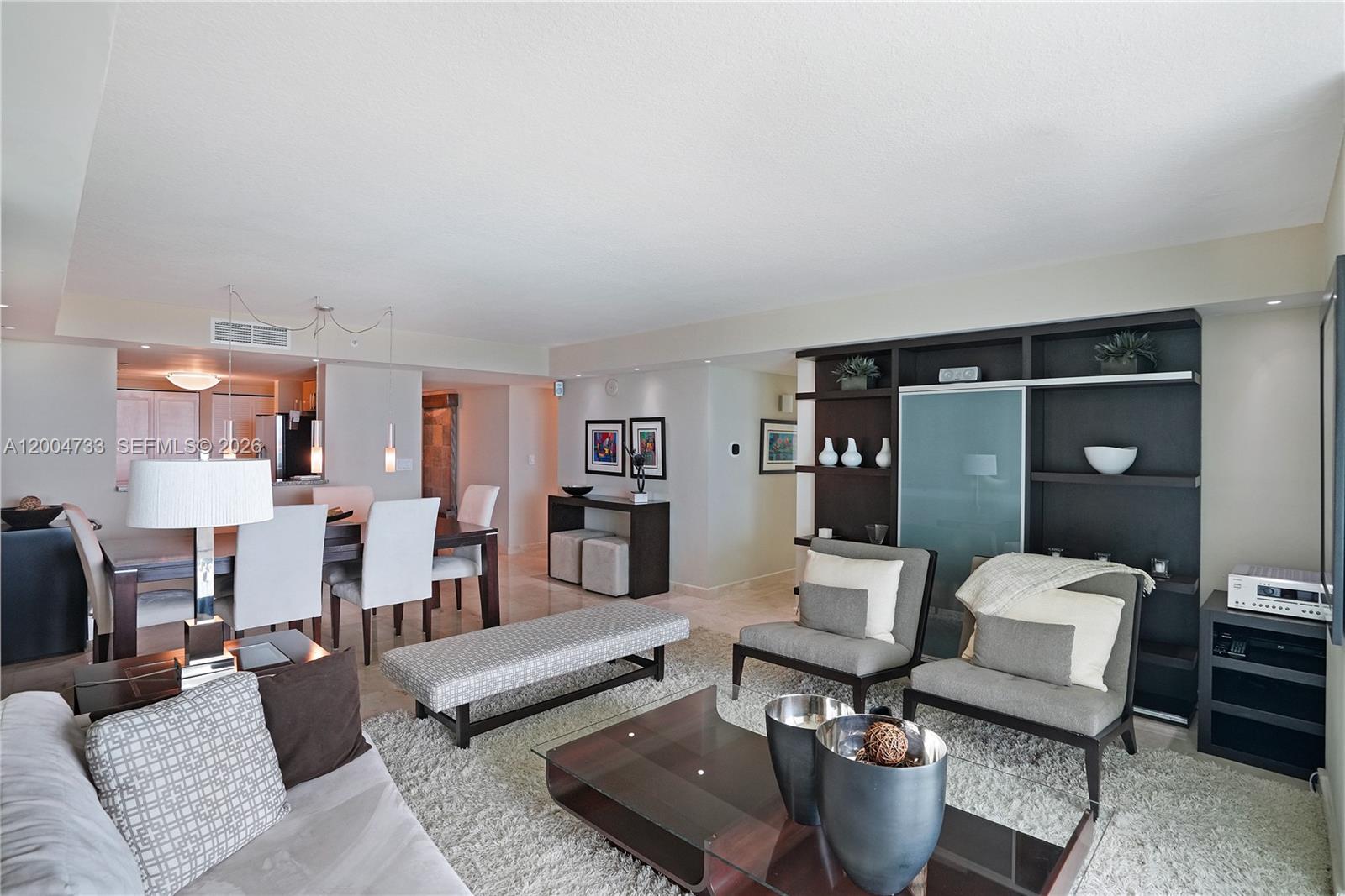 2101 Brickell Avenue 1812 Property Photo 3