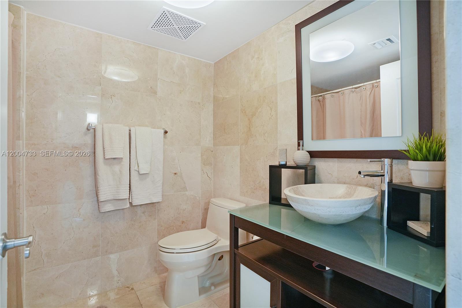 2101 Brickell Avenue 1812 Property Photo 27