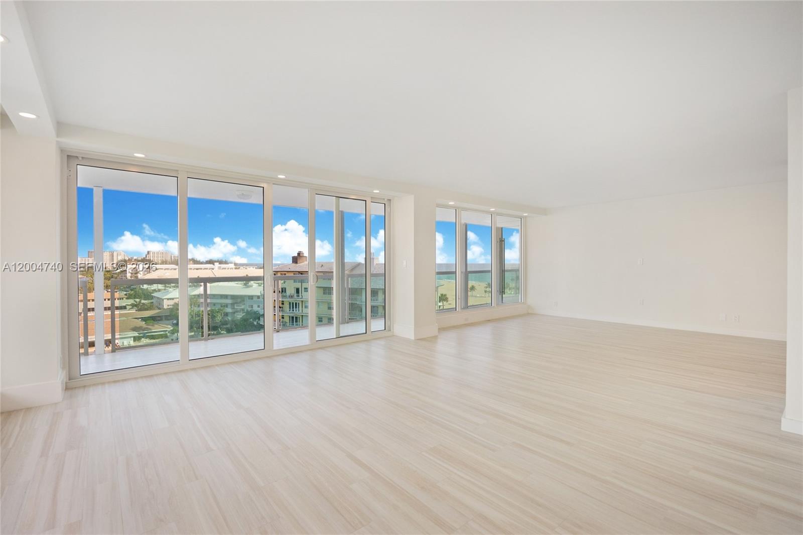 2100 S Ocean Lane 601 Property Photo 4
