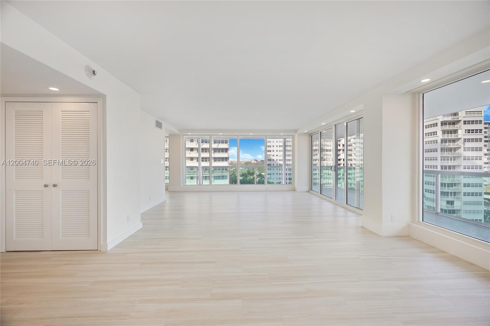 2100 S Ocean Lane 601 Property Photo 5
