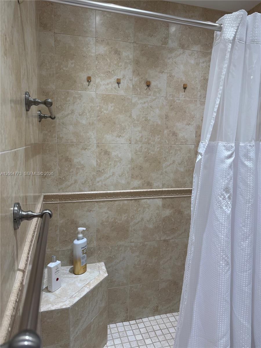 9320 W Flagler Street 201d Property Photo 11