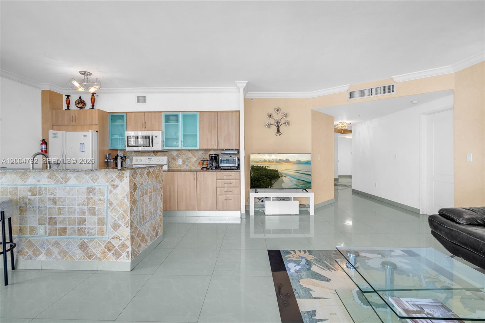 17555 Atlantic Boulevard 707 Property Photo 7