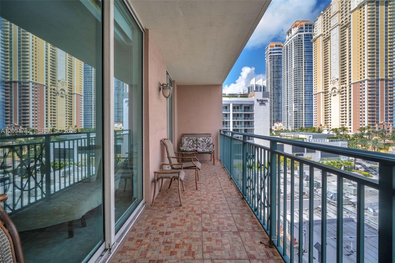 17555 Atlantic Boulevard 707 Property Photo 28