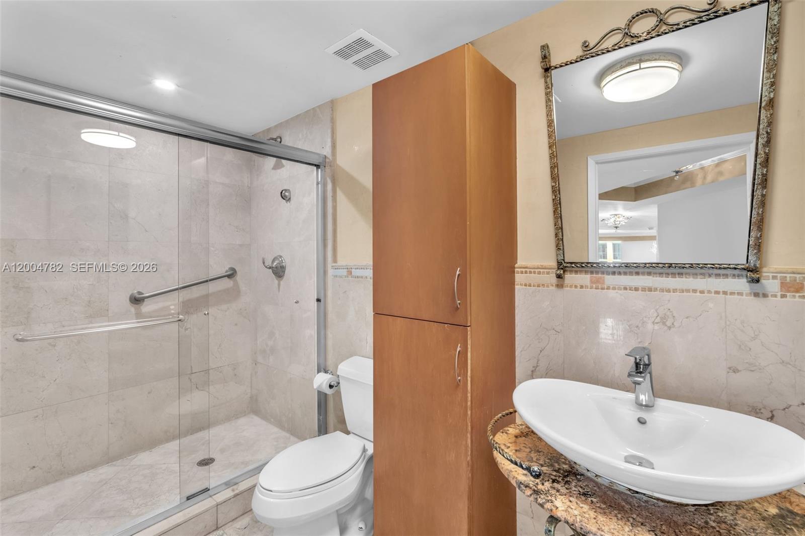 17555 Atlantic Boulevard 707 Property Photo 33